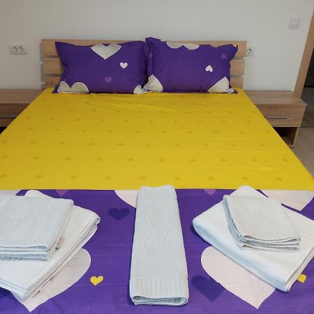 Bya Brown Apartamento Valea Lupului  Exterior foto