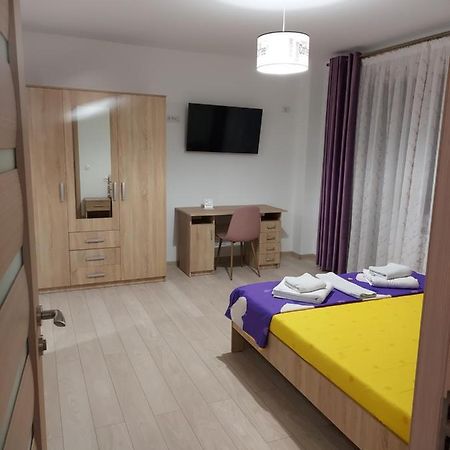 Bya Brown Apartamento Valea Lupului  Exterior foto