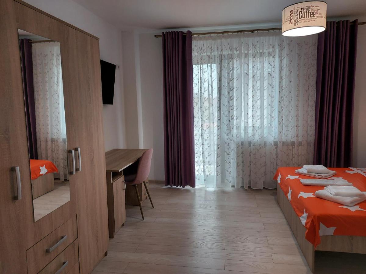 Bya Brown Apartamento Valea Lupului  Exterior foto