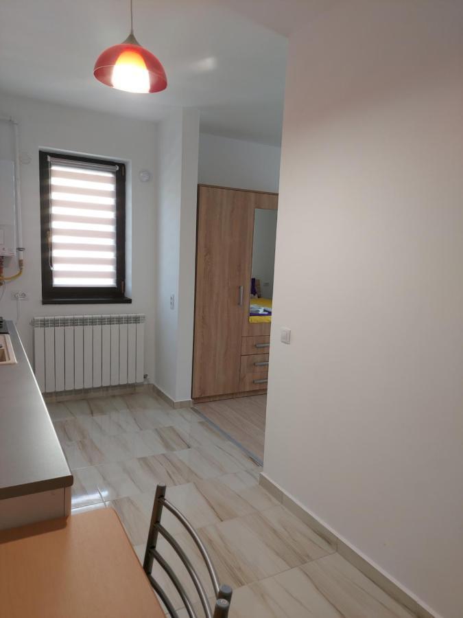 Bya Brown Apartamento Valea Lupului  Exterior foto
